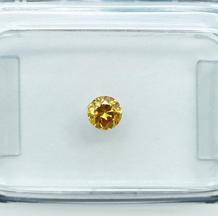 1 pcs Diamant  (Naturfarvet)  - 0.19 ct - Fancy intense Orange nuance Gul - SI2 - International Gemological Institute (IGI)