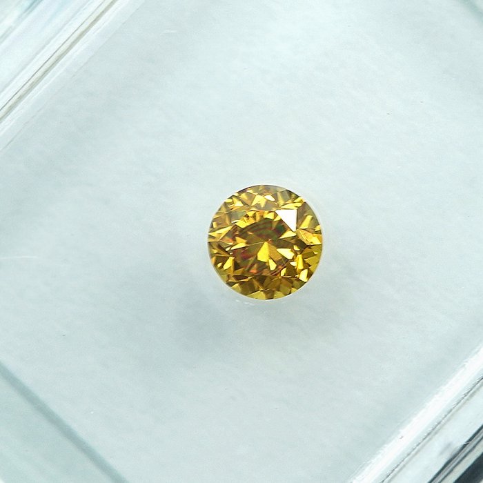 1 pcs Diamant  (Naturfarvet)  - 0.19 ct - Fancy intense Orange nuance Gul - SI2 - International Gemological Institute (IGI)