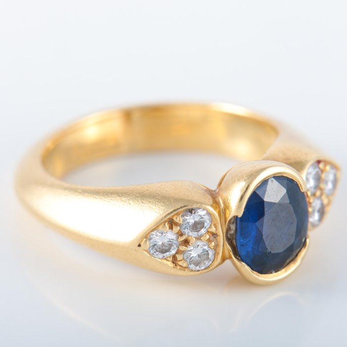 Ring - 18 kraat Gulguld Safir