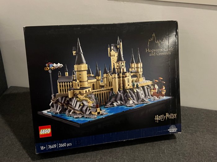 Lego - 76419 – Harry Potter Hogwarts Castle and Grounds - 2020+