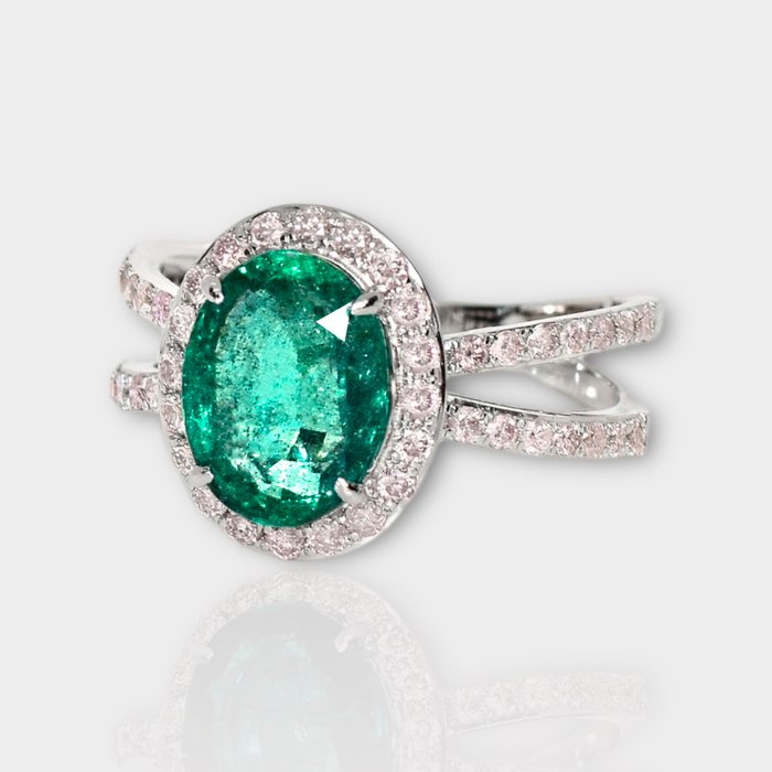 Ingen mindstepris - Ring - 18 kraat Hvidguld -  2.73ct. tw. Smaragd - Diamant - IGI 2,12 ct Intens Green