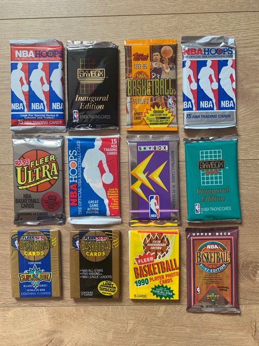 1989/90 to 93/94 Hoops Skybox Fleer Topps Upper Deck NBA Basketball Cards Larry Bird Magic Johnson Michael Jordan Scottie Pippen David Robinson - 12 Booster pack - Glimrende (EX)