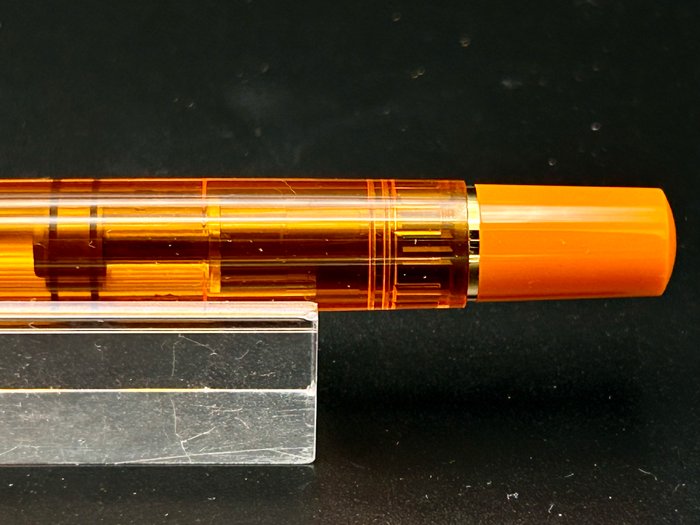 Pelikan - M200 Orange Delight. - Fyldepen