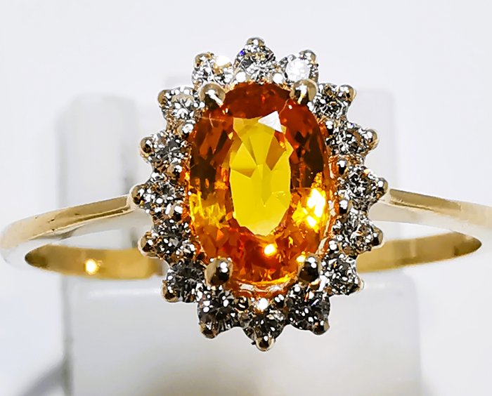 Ingen mindstepris - Ring - 14 karat Gulguld Safir