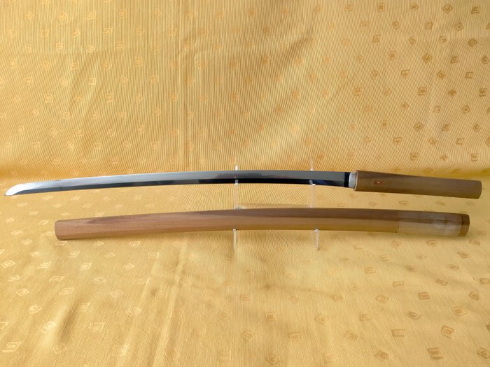 Katana - Tamahagane - Japan - Antik japansk Shinto katana i shirasaya, signeret.