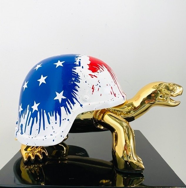 Van Apple - The American Dream - The Golden Peace Turtle