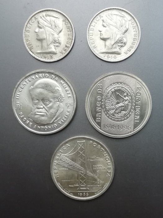 Portugal. Republic. 20 Centavos + 20 + 500 Escudos 1913/1966 (5 moedas)  (Ingen mindstepris)