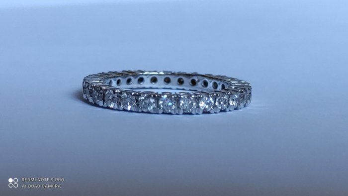 18 kraat Hvidguld - Ring - 132 ct Diamanter