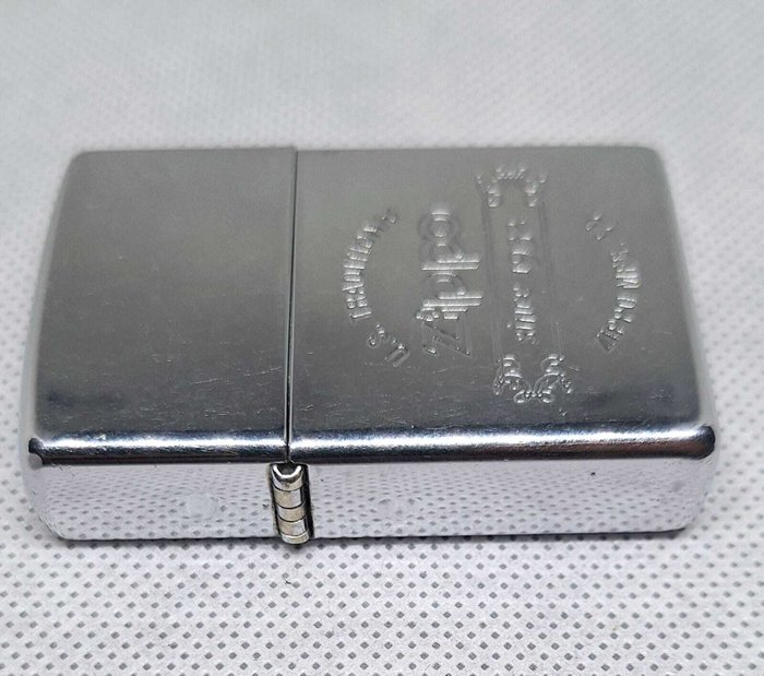 Zippo, Since 1932 Año 2000 Mes Febrero - Lighter - Stål