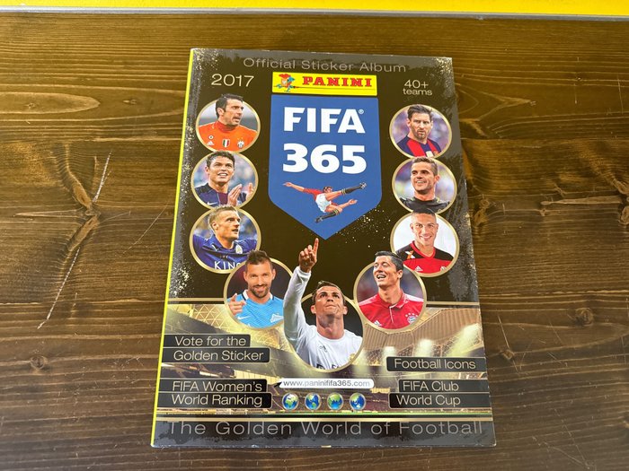 Panini - FIFA 365 2017 - Cristiano Ronaldo Lionel Messi - 1 Complete Album