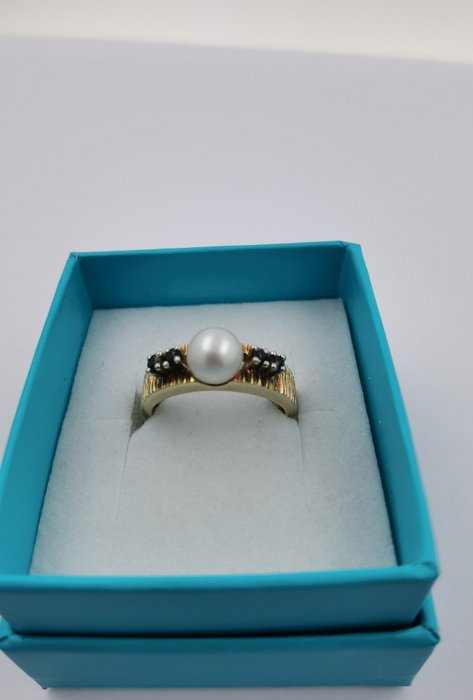 Ring - 14 karat Gulguld Perle - Safir