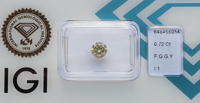 Ingen mindstepris - 1 pcs Diamant  (Naturfarvet)  - 0.72 ct - Rund - Fancy Grå, Grønlig Gul - I1 - International Gemological Institute (IGI)