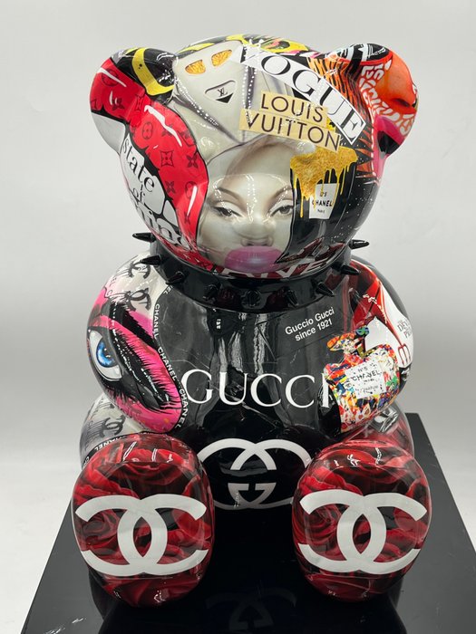 Naor - Bear pop art Chanel l’as Vegas