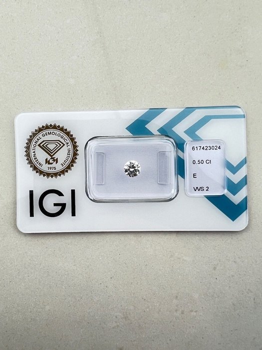 1 pcs Diamant  (Natur)  - 0.50 ct - Rund - E - VVS2 - International Gemological Institute (IGI)