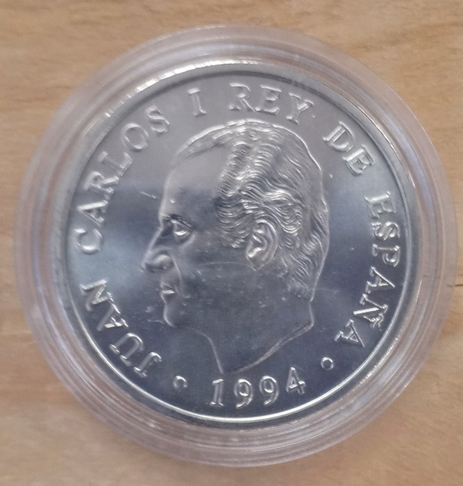 Spanien. 2000 Pesetas 1994/2001 (8 monedas)