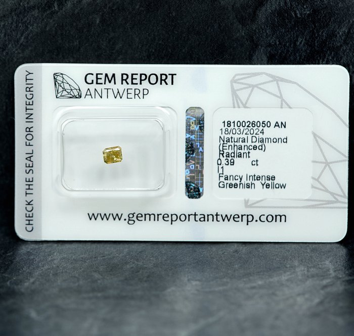 Ingen mindstepris - 1 pcs Diamant  (Naturfarvet)  - 039 ct - Fancy intense Grønlig Gul - I1 - Gem Report Antwerp (GRA)