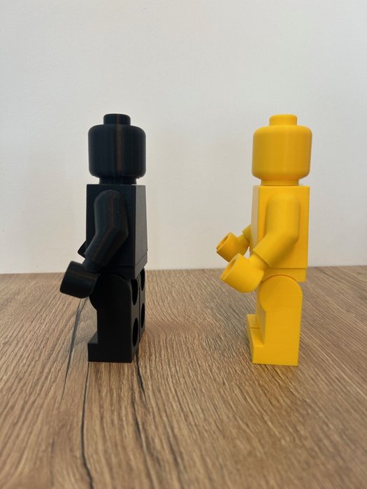 Fait maison - Réplique de Minifigures LEGO - Grand Modèle (16,5 cm) - Noir et Jaune - Frankrig