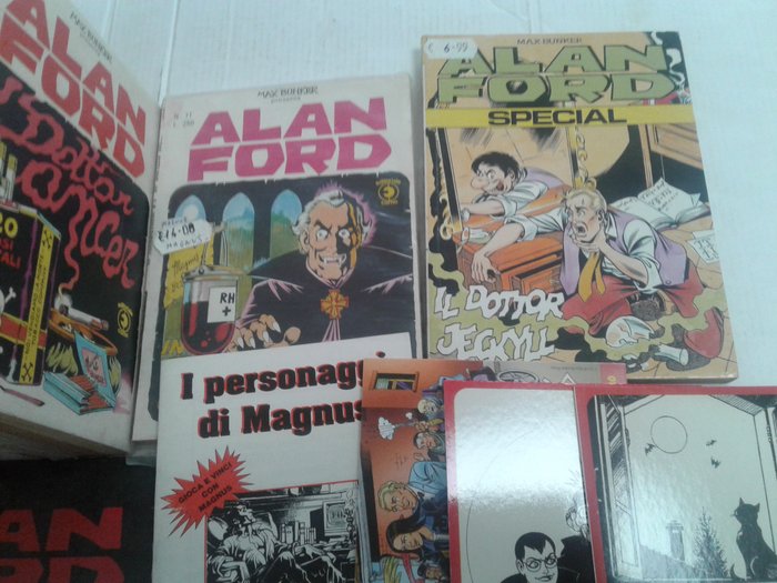 Alan Ford 27x fumetti originali fascia 71/153 - + 10x speciali, cartoline e gadget vari - 1 Comic collection - Første udgave - 1975