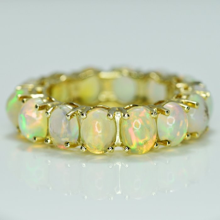 Ring - 14 karat Gulguld -  5.80ct. tw. Opal - Opal Eternity band