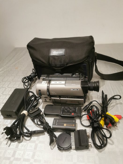 Sony CCD-TRV65E compatible Hi8 VIDEO8 8MM tapes. Analogt videokamera