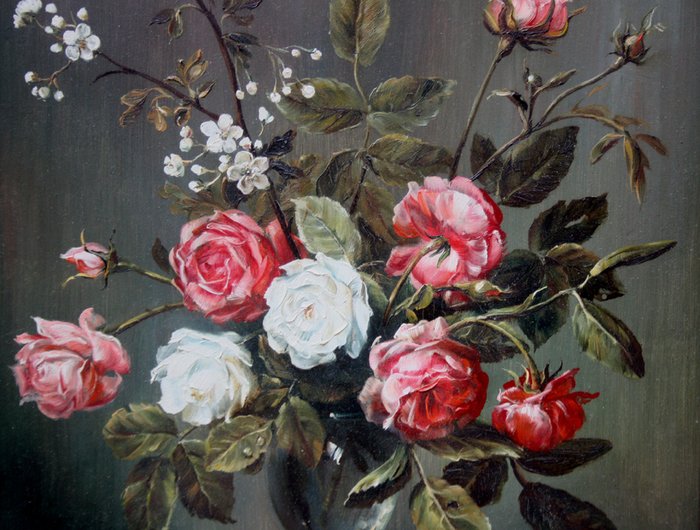 H. Klaffenboch (XX) - Glass vase with roses