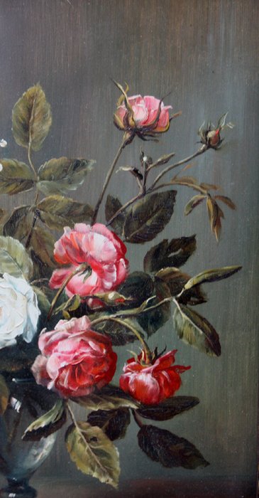 H. Klaffenboch (XX) - Glass vase with roses