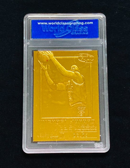 1996 Skybox EX-2000 Credentials Michael Jordan Holographic Refractor - Signature Series WCG 10 - 1 Graded card