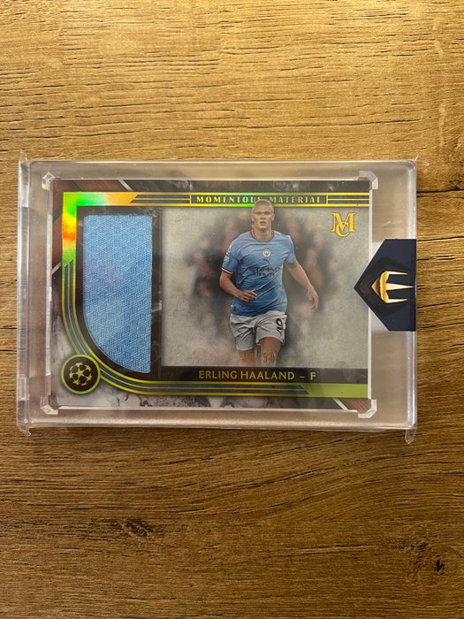 2022/23 Topps Museum Collection UEFA Erling Haaland Material Jumbo Relic /50 - 1 Card - Næsten så god som ny (NM)