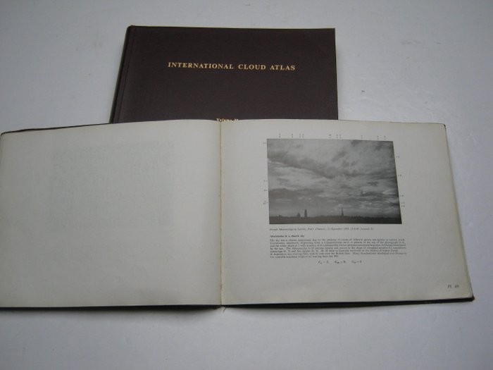 World Meteorological Organization. - International cloud atlas 2 vol. - 1956