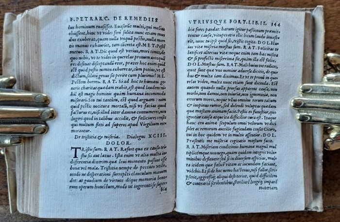 Francesco Petrarca - de Remediis utriusque Fortunae ad Azoñe libri duo - 1545