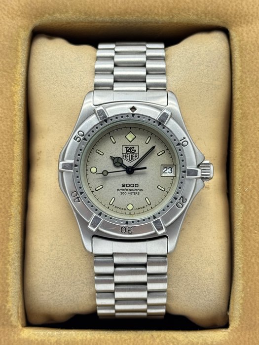 TAG Heuer - 2000 Professional 200 Meters - Ingen mindstepris - 962.212B-1 - Mænd - 1990-1999