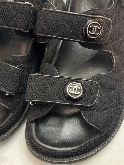 Chanel - Flade sandaler - Størelse: Shoes / EU 39.5