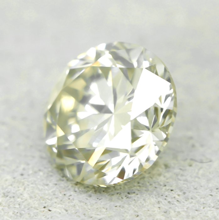 Ingen mindstepris - 1 pcs Diamant  (Naturfarvet)  - 052 ct - Light Grålig Gul - I1 - Gem Report Antwerp (GRA)