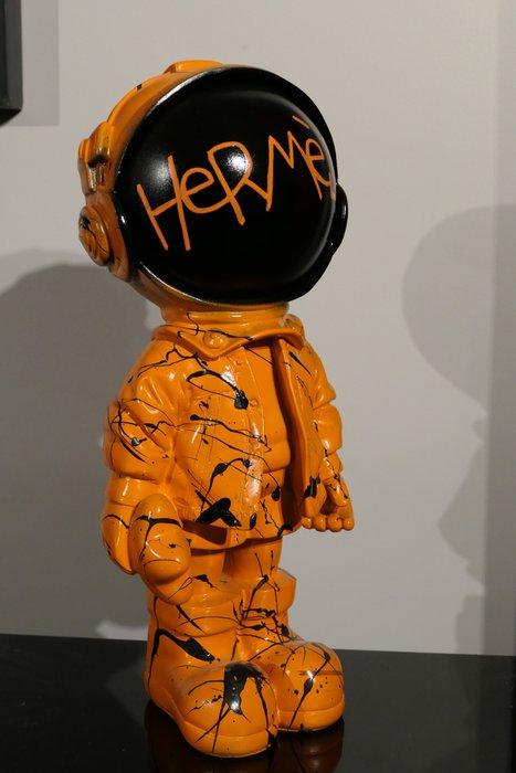 Rich'ART - Astronaute version Hermès (sculpture en résine)