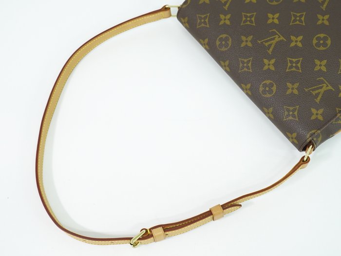 Louis Vuitton - Musette Tango - Skuldertaske