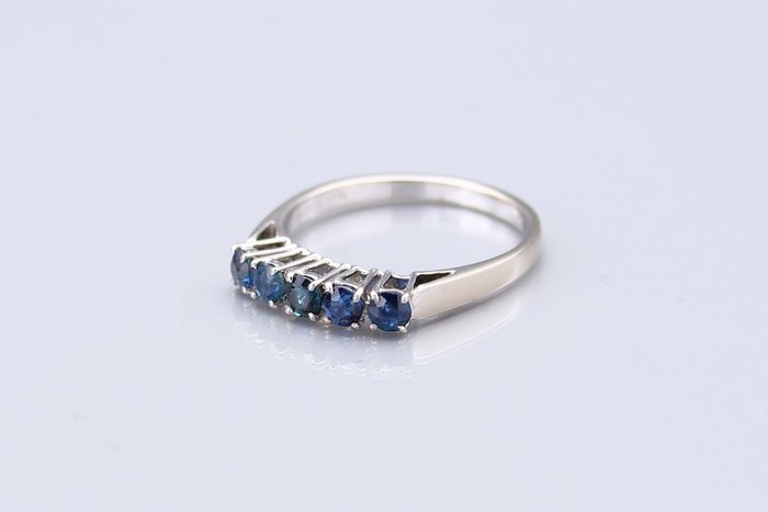 Ingen mindstepris - Ring - 14 karat Hvidguld -  0.51ct. tw. Safir - (gebrüft)