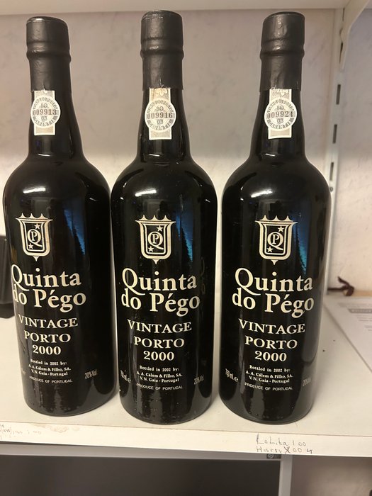 2000 A.A. Cálem  Filho, Quinta do Pégo - Vintage Port - Flasket 2002 -  Douro  - 3 Flasker (0,75 L)