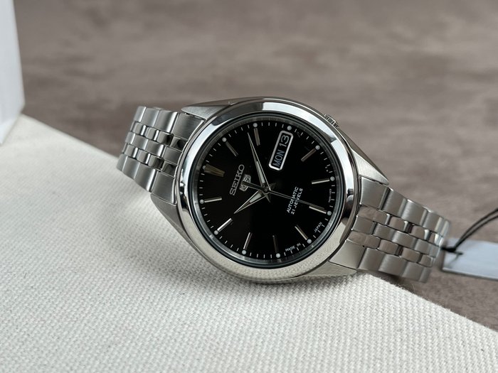 Seiko - 5 - Automatic Day Date - SNKL23J1 - Ingen mindstepris - Mænd - 2011-nu