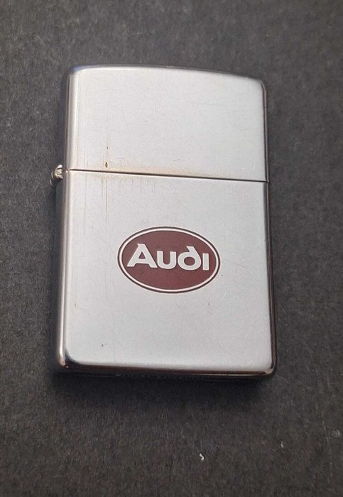 Zippo, Audi Año 1990 Mes Abril - Lighter - Stål