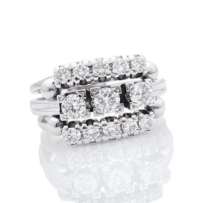 Ring - 14 karat Hvidguld -  0.95ct. tw. Diamant (Natur)  - Diamant - Vintage diamantring