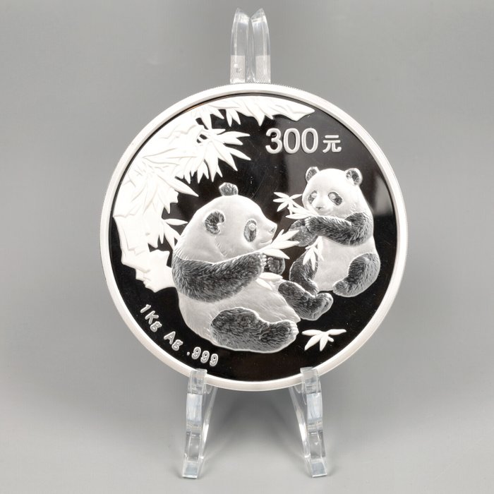 Kina. 300 Yuan 2006 "Panda", 1 Kg (.999)