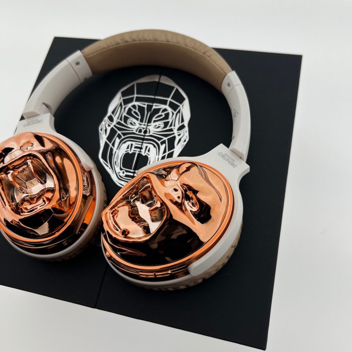 Richard Orlinski (1966) - Headphones King Kong - Rose Gold Metallic