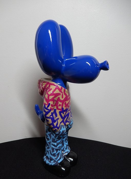 Enigme09 (1979) - Blue Street Balloon Dog