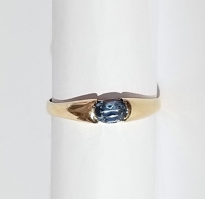 Ingen mindstepris - Ring - 18 kraat Gulguld -  0.30ct. tw. Akvamarin