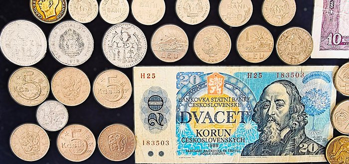 Tidligere østblok, USSR, CSSR, DDR, PL, YU, HU, POL, ROM, BGR. A Large Lot of ± 210x Coins  12x Banknotes 1944-1990  (Ingen mindstepris)