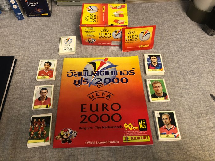 Panini - Euro 2000 - Thai edition Empty album + Empty box + Sealed pack + Complete sticker set (358/358) - 1 Mixed collection