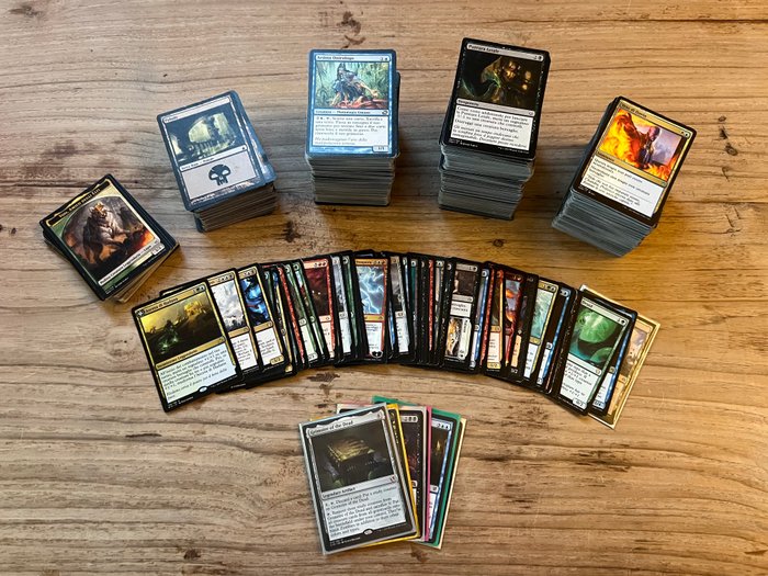 Wizards of The Coast - 1000 Mixed collection