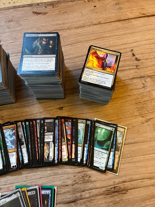 Wizards of The Coast - 1000 Mixed collection