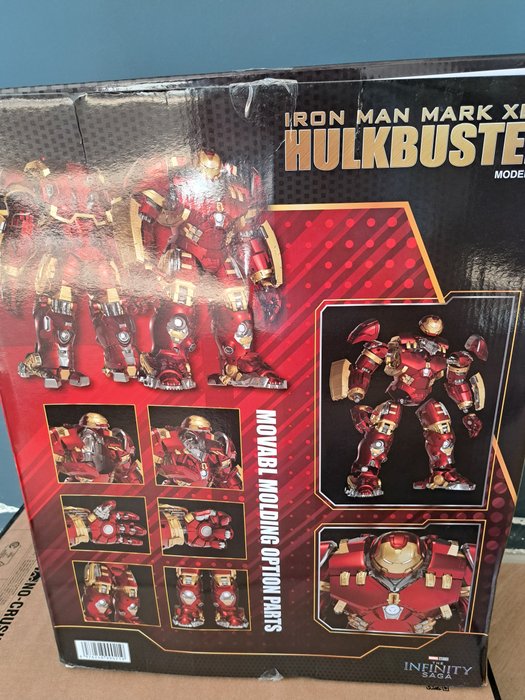 The avengers hulkbuster 45 cm