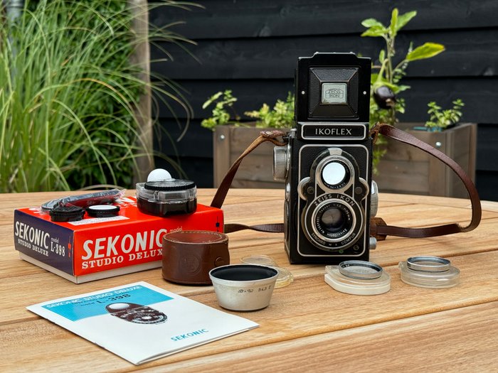 Zeiss Ikon, Sekonic Ikoflex camera met Zeiss Tessar 1:3.5 75mm en nieuwe Sekonic Studio deluxe L-398 lichtmeter en 120/mellemformat kamera  (Ingen mindstepris)